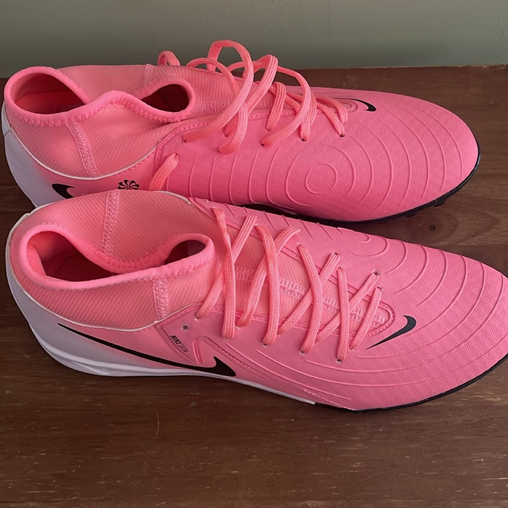 NIKE Phantom Luna II Academy Women's Soccer Cleats NEW Size 7.5,11.5 PINK - Picture 4 of 6